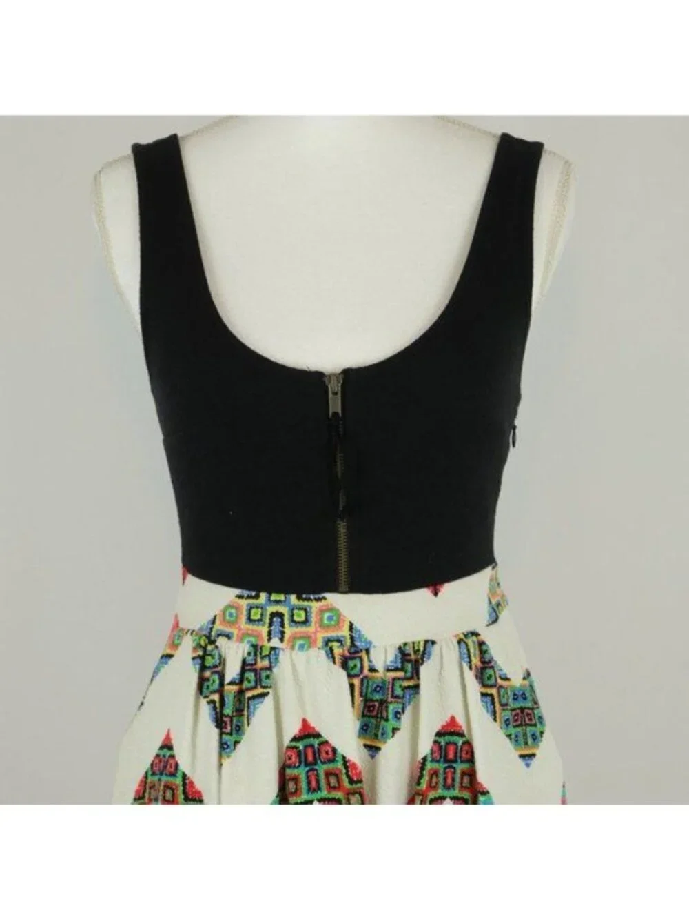 Anthropologie Maeve Amapola Women's Size 2 Black Chevron Striped Mini Dress